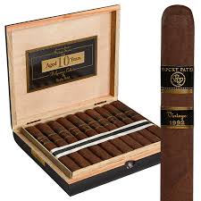 ROCKY PATEL VINTAGE 1992 TORO